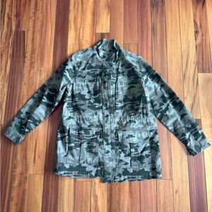 Women’s Camo Jacket